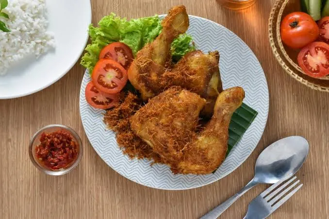 Lauk Ayam Goreng