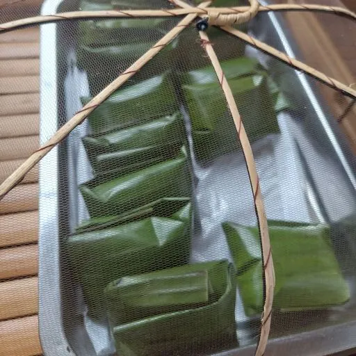 Kue Naga Sari