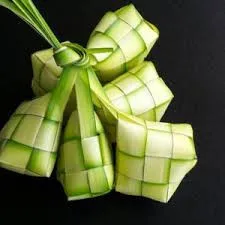 'Ketupat Daun Kelapa Basa'